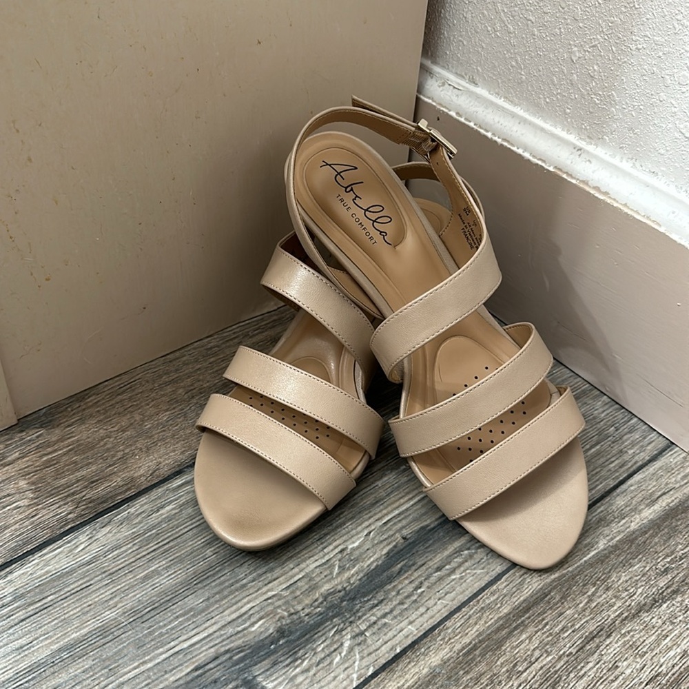 Francine low heeled sandals